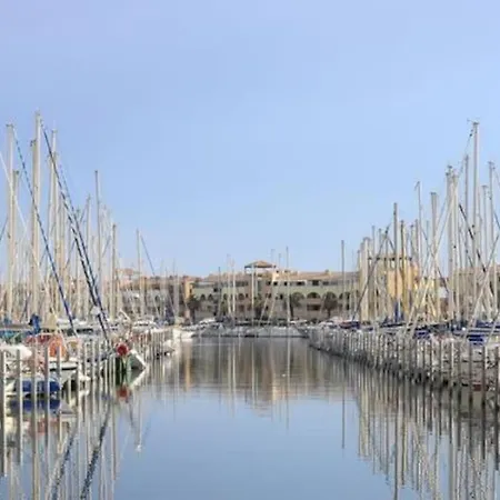 Logement Cozy, Internet Gratuit,clim,2 Chambres,mer A 50m * Leucate